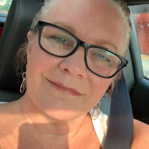 Meet your Posher, Candance